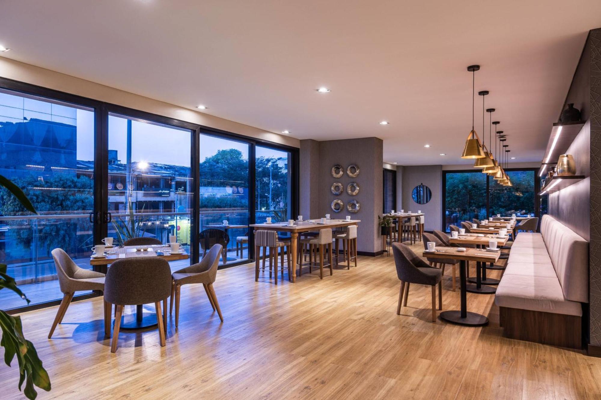 Ac Hotel By Marriott Bogota Zona T Eksteriør billede